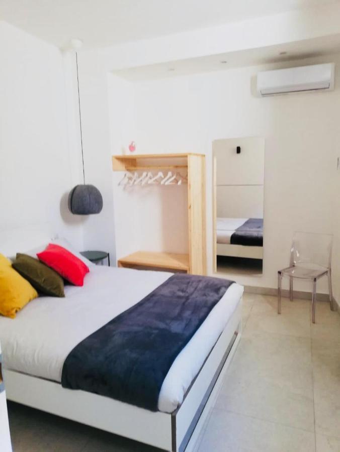 Casa Abbatuzzu Apartman Acireale Kültér fotó